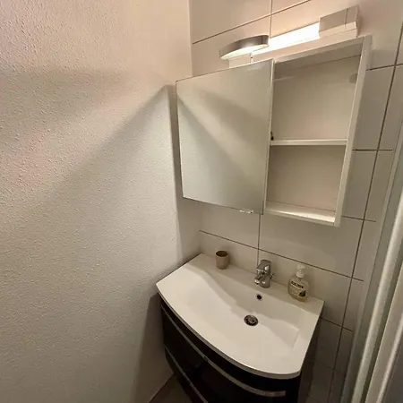 Apartment Climatise A Avec Parking - 4 Couchages - Fr-1-388-52 *